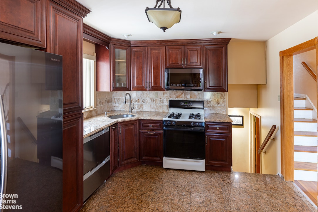 1409 East 105th Street Canarsie Brooklyn NY 11236