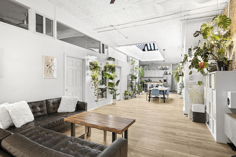 Rental Property at 20 Warren Street Ph, Tribeca, Downtown, NYC - Bedrooms: 2 
Bathrooms: 2 
Rooms: 6  - $11,500 MO.