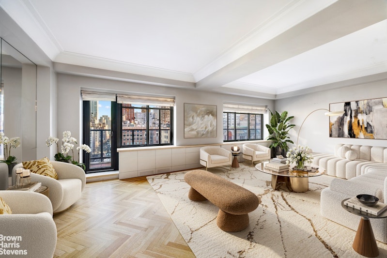 715 Park Avenue 15De, Upper East Side, Upper East Side, NYC - 3 Bedrooms  
3.5 Bathrooms  
6 Rooms - 