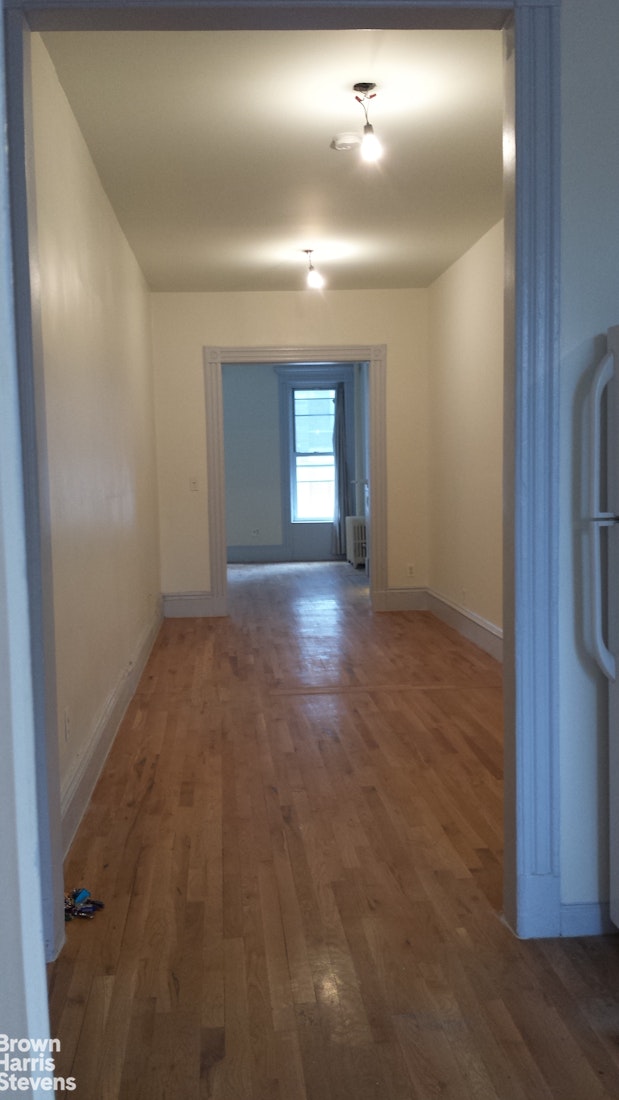 Photo 1 of 14 Clermont Avenue 2L, Fort Greene, New York, $2,400, Web #: 23448291