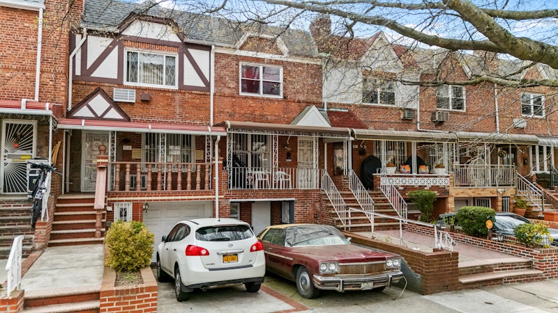 Property for Sale at 319 East 59th Street, East Flatbush, Brooklyn, New York - Bedrooms: 2 
Bathrooms: 2.5 
Rooms: 7  - $750,000