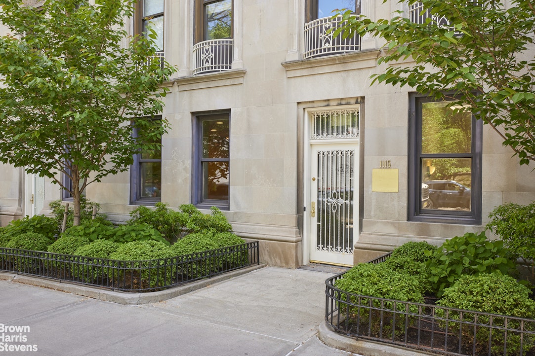 1115 Fifth Avenue Carnegie Hill New York NY 10128