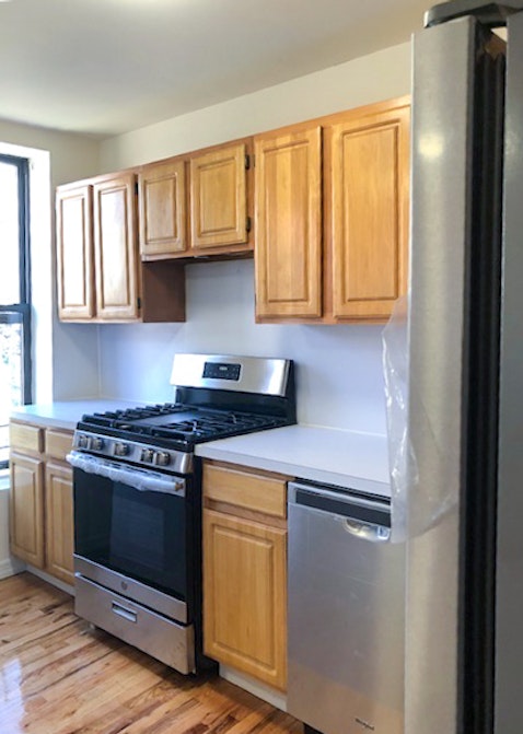 101 Bergen Street 2R, Boerum Hill, Brooklyn, New York - 2 Bedrooms  
1 Bathrooms  
4 Rooms - 