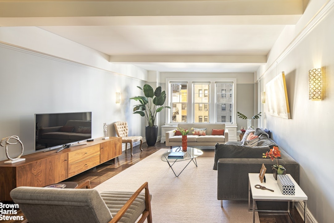 Photo 1 of 50 West 96th Street 6/A, Upper West Side, NYC, $2,775,000, Web #: 23451322