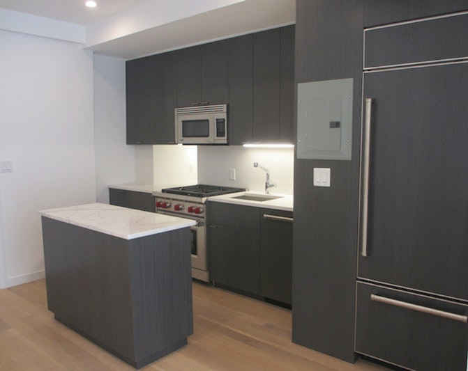 25 Central Park West 19U, Upper West Side, Upper West Side, NYC - 1 Bedrooms  
1 Bathrooms  
3 Rooms - 