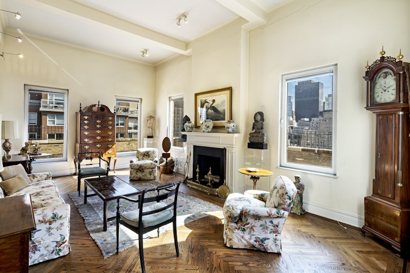 136 East 64th Street Phc, Upper East Side, Upper East Side, NYC - 2 Bedrooms  
2 Bathrooms  
5 Rooms - 