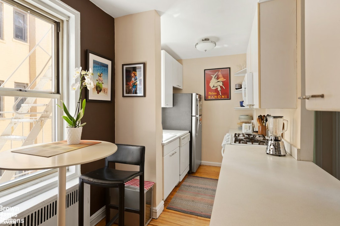 49 West 96th Street 4E Upper West Side New York NY 10025