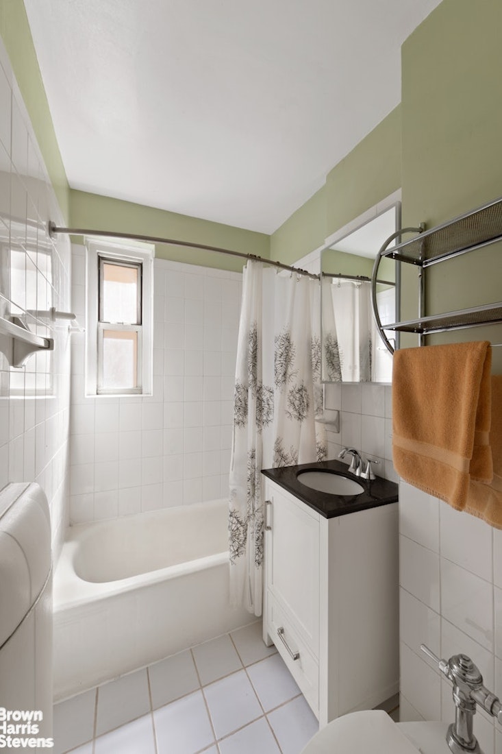 49 West 96th Street 4E Upper West Side New York NY 10025