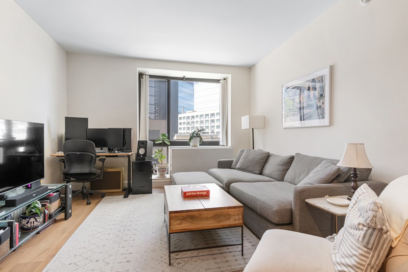 25 -21 43rd Ave 207, Long Island City, Queens, New York - 1 Bedrooms  
1 Bathrooms  
3 Rooms - 