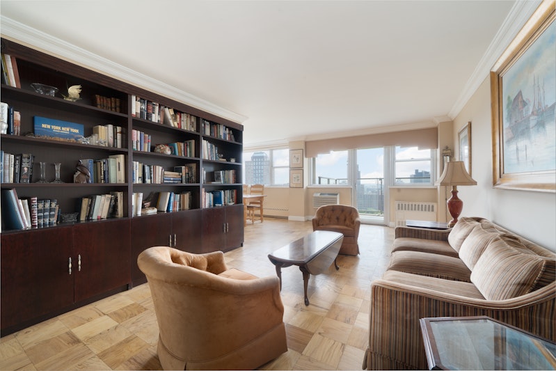 75 Henry Street, Brooklyn Heights, Brooklyn, New York - 2 Bedrooms  
2 Bathrooms  
4.5 Rooms - 