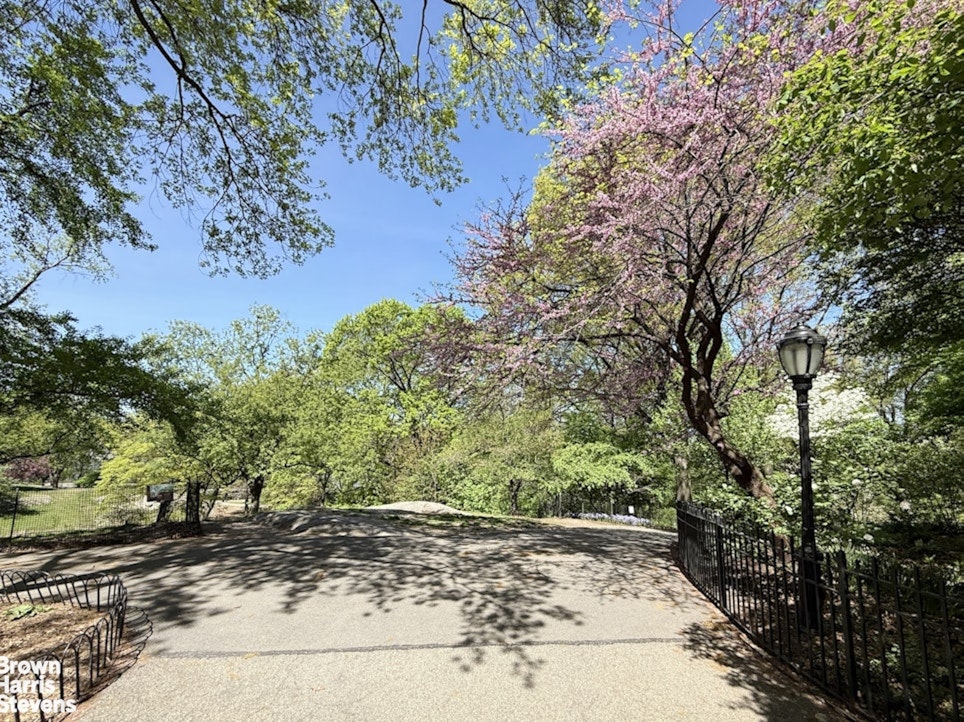 210 Riverside Drive Upper West Side New York NY 10025