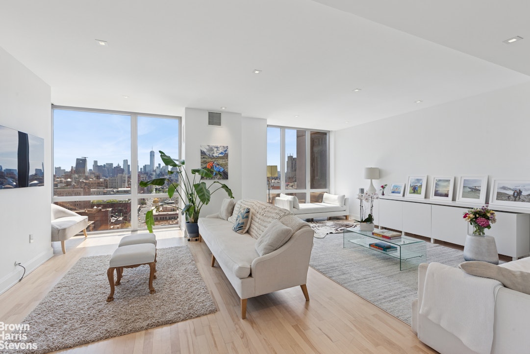 Photo 1 of 101 West 24th Street 20De, Chelsea, NYC, $20,000, Web #: 23466942