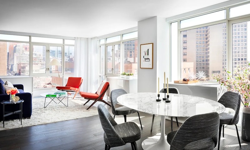385 First Avenue 9E, Gramercy Park, Downtown, NYC - 2 Bedrooms  
2 Bathrooms  
5 Rooms - 