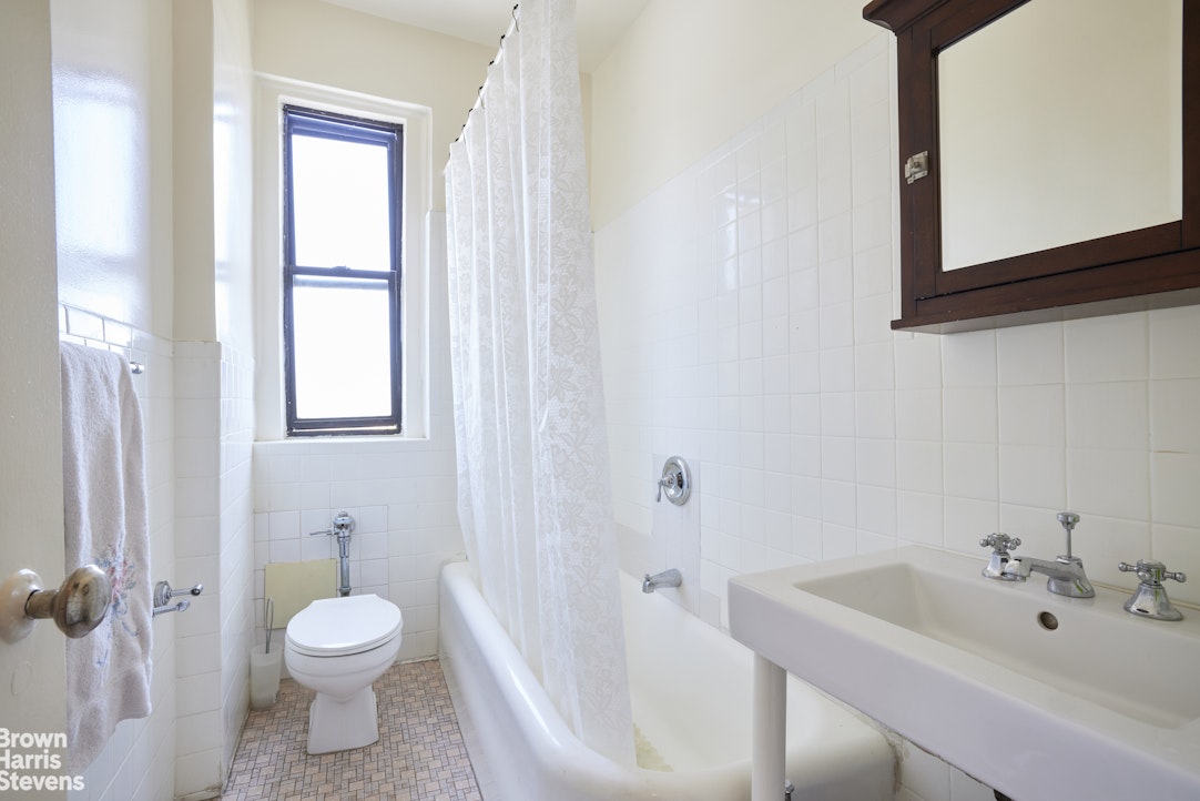 1825 Riverside Drive Washington Heights New York NY 10034