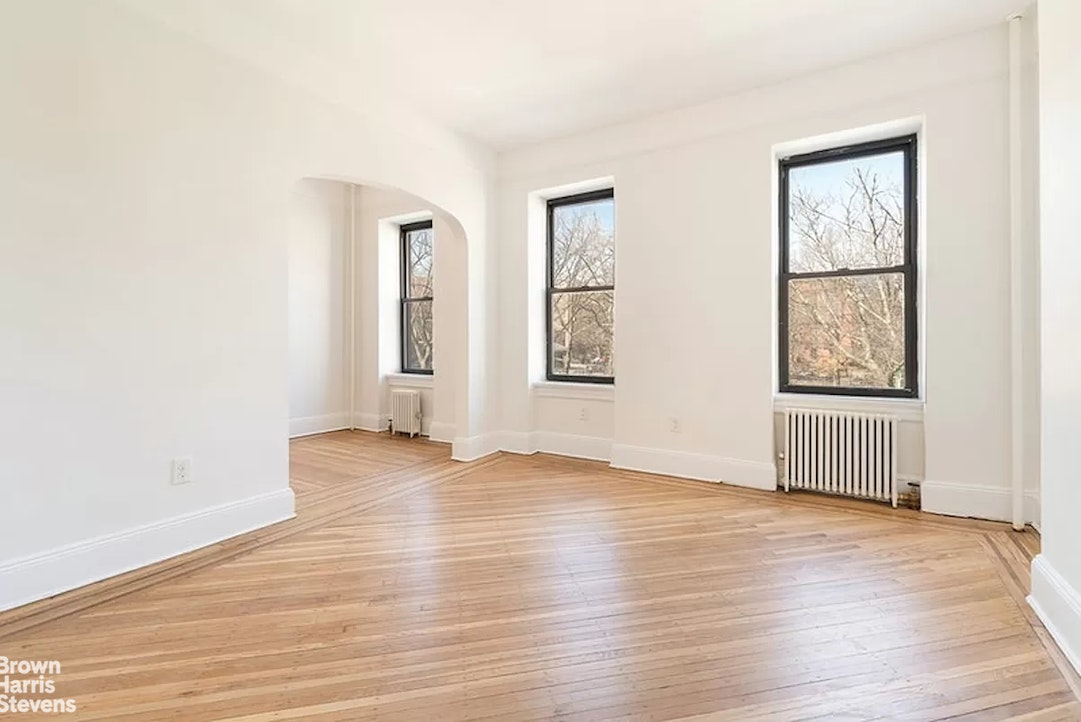 Photo 1 of 252 Lafayette Avenue 3, Brooklyn, New York, $3,900, Web #: 23470168
