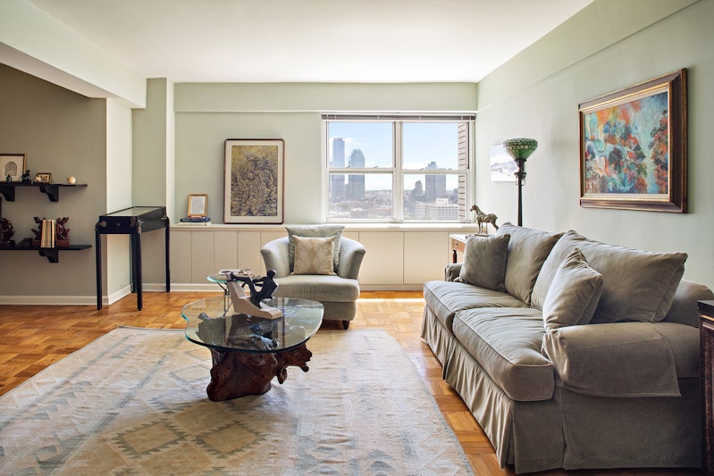 Property for Sale at 45 Sutton Place South 20G, Midtown East, Midtown East, NYC - Bedrooms: 1 
Bathrooms: 1.5 
Rooms: 4  - $750,000