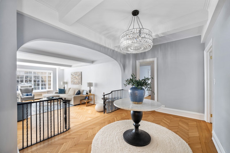 Property for Sale at 55 Central Park West, Upper West Side, Upper West Side, NYC - Bedrooms: 2 
Bathrooms: 2 
Rooms: 5  - $1,995,000