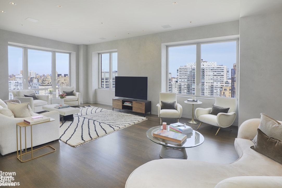 Photo 1 of 181 East 65th Street 23B, Upper East Side, NYC, $23,500, Web #: 23477350