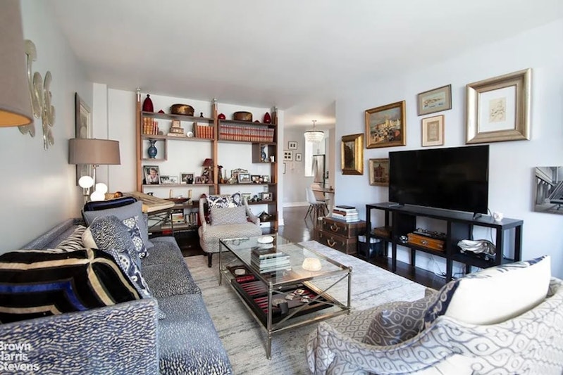 Rental Property at 301 East 87th Street 10A, Upper East Side, Upper East Side, NYC - Bedrooms: 2 
Bathrooms: 1 
Rooms: 4  - $6,300 MO.