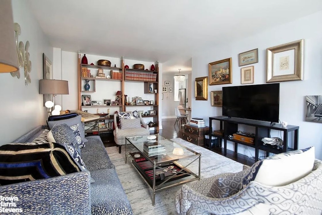 Photo 1 of 301 East 87th Street 10A, Upper East Side, NYC, $6,300, Web #: 23477447