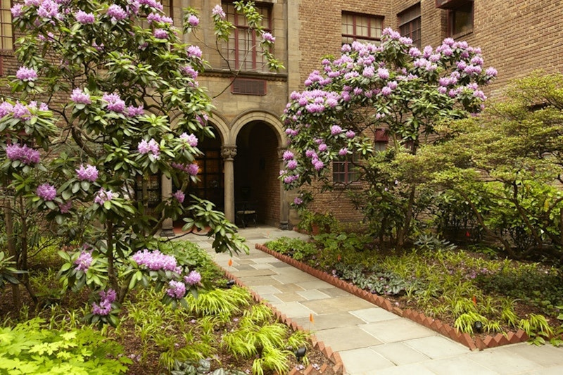 116 East 68th Street 7C, Upper East Side, Upper East Side, NYC - 2 Bedrooms  
2.5 Bathrooms  
6 Rooms - 