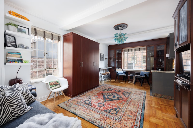 Property for Sale at 140 East 40th Street 9H, Midtown East, Midtown East, NYC - Bathrooms: 1 
Rooms: 2  - $399,000
