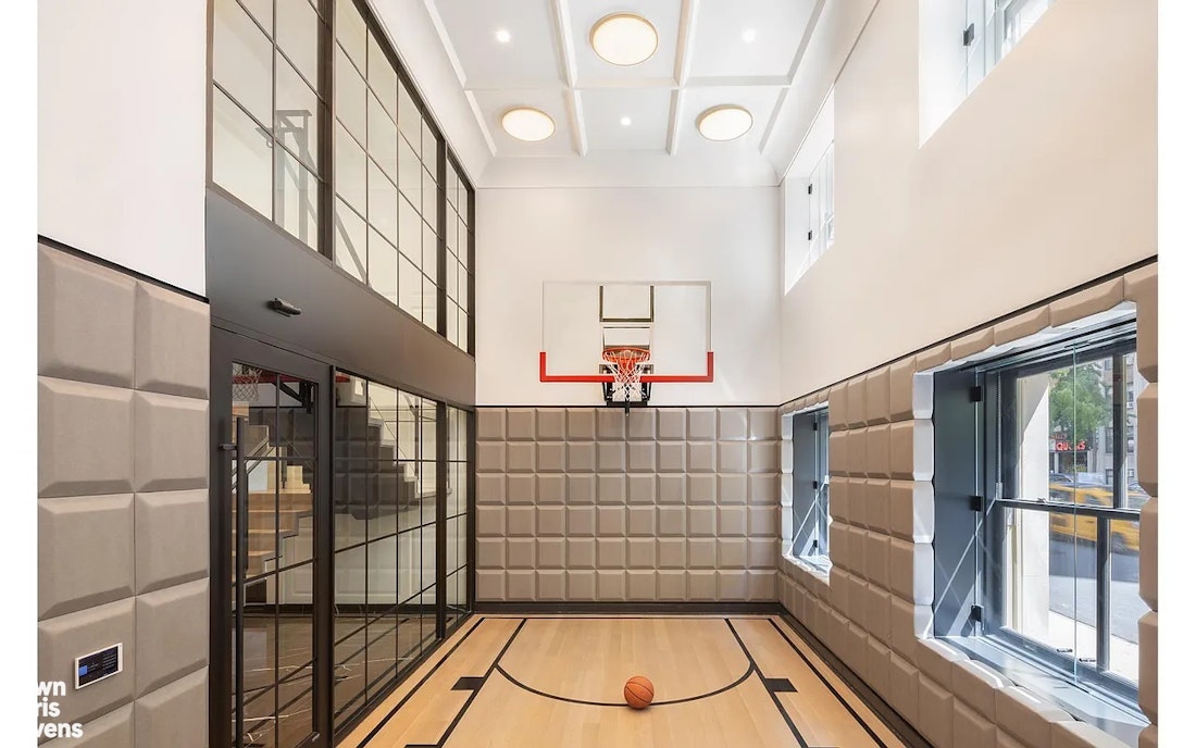 225 West 86th Street Upper West Side New York NY 10024