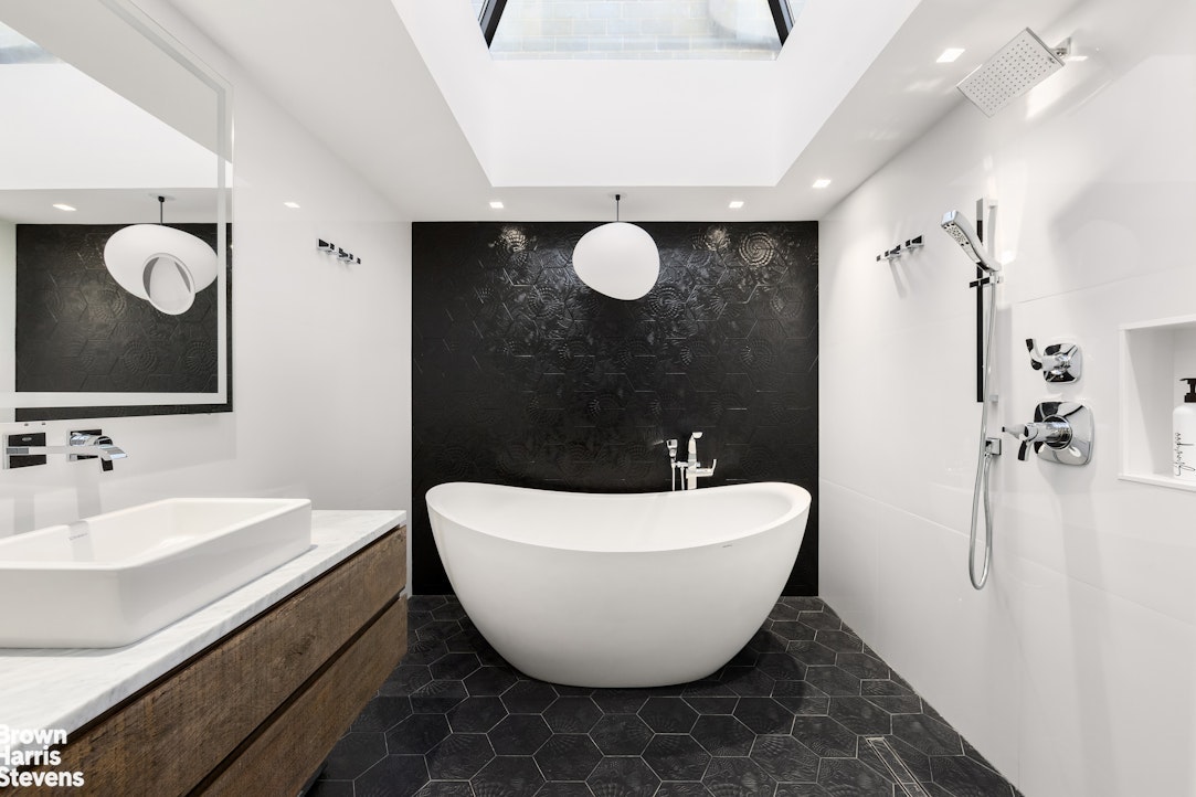 22 West 66th Street Lincoln Square New York NY 10023