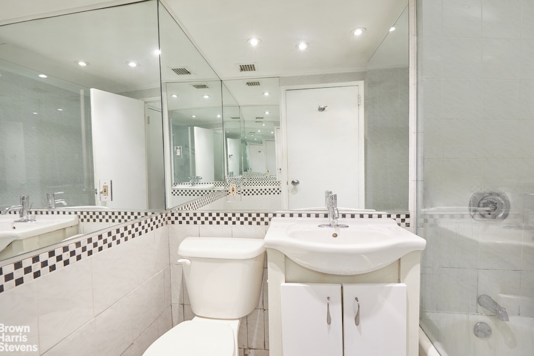 315 East 69th Street 7G Upper East Side New York NY 10021