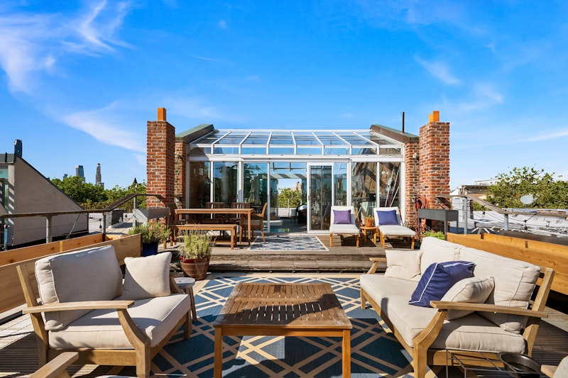 138 Berkeley Place Ph, Park Slope, Brooklyn, New York - 4 Bedrooms  
2.5 Bathrooms  
7 Rooms - 
