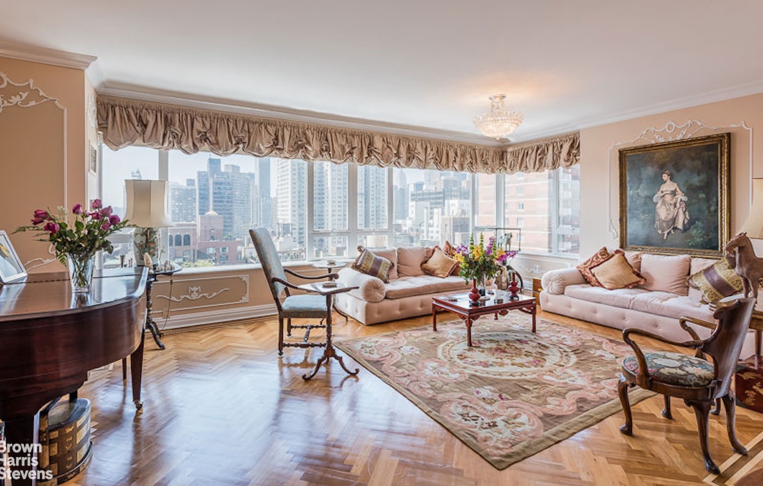 Photo 1 of 425 East 58th Street 22G, Midtown East, NYC, $1,750,000, Web #: 23498411