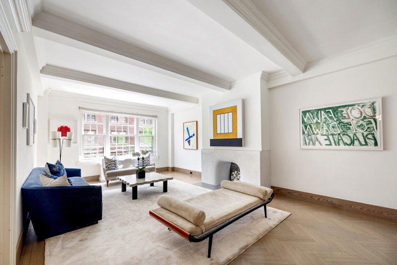 125 East 84th Street 4B, Upper East Side, Upper East Side, NYC - 3 Bedrooms  
3 Bathrooms  
7 Rooms - 