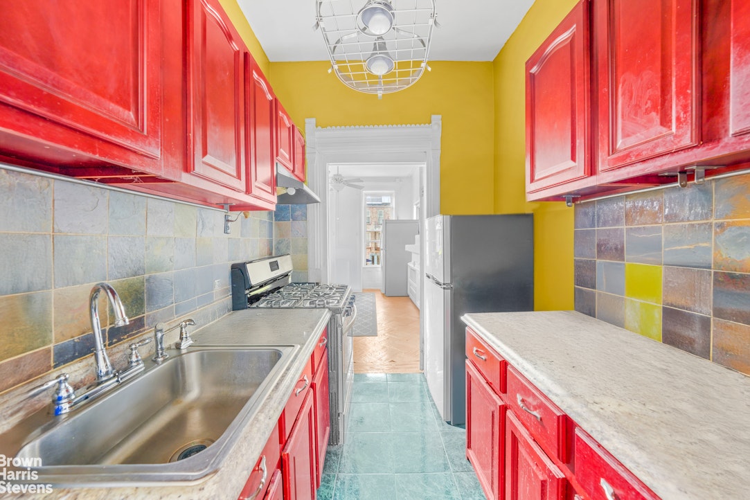327 Jefferson Avenue Bedford Stuyvesant Brooklyn NY 11216