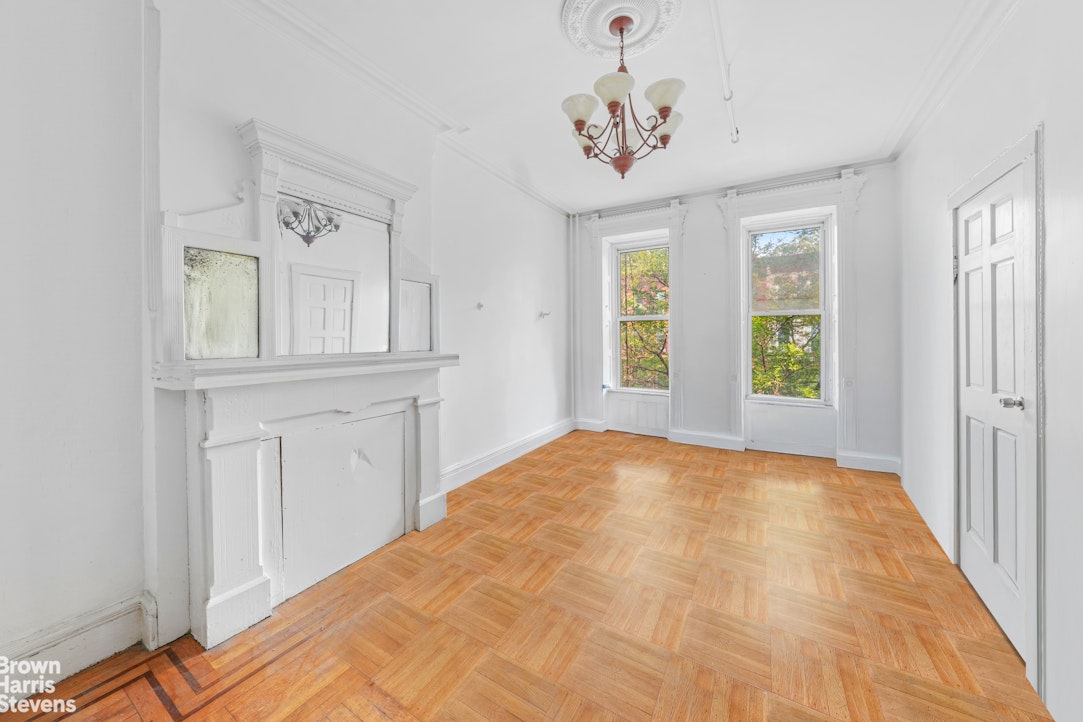 327 Jefferson Avenue Bedford Stuyvesant Brooklyn NY 11216