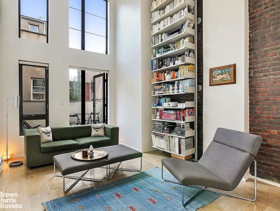 Photo 1 of 156 Broadway 2C, Williamsburg,South side, New York, $5,500, Web #: 23504261