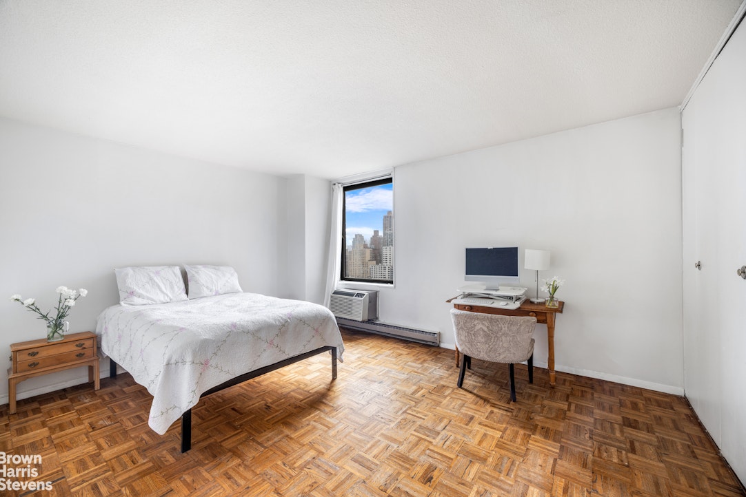 1619 Third Avenue 17J Upper East Side New York NY 10128