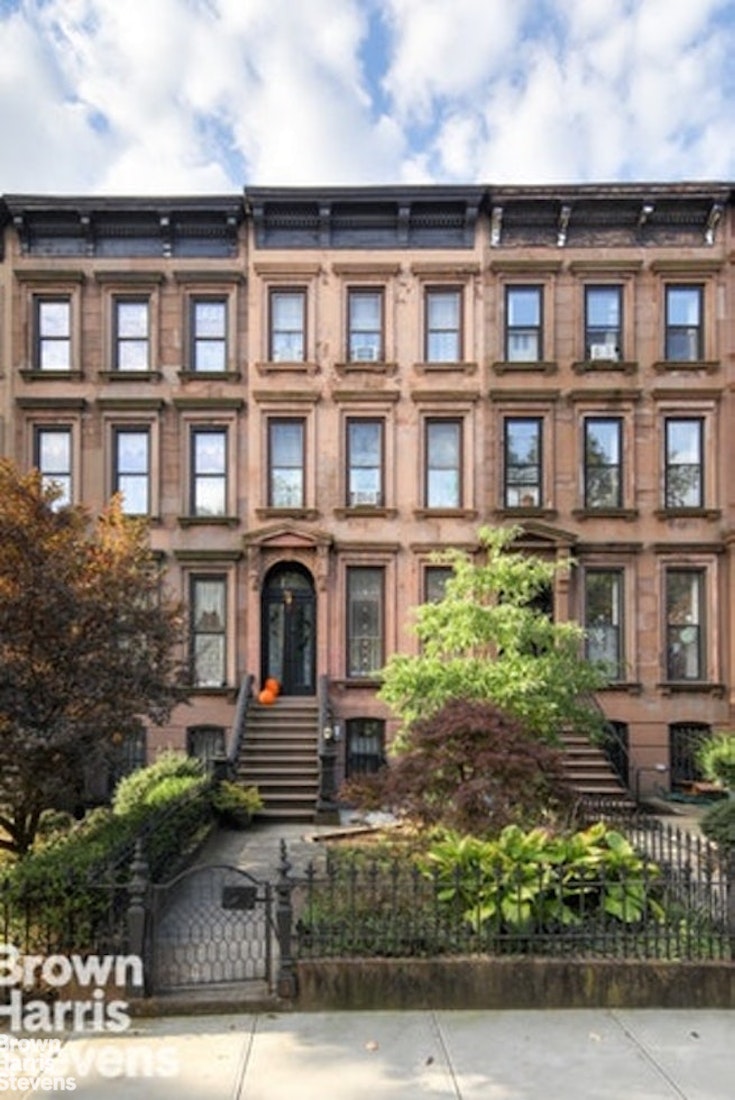 Photo 1 of 320 President Street Garden, Carroll Gardens, New York, $3,500, Web #: 23506013