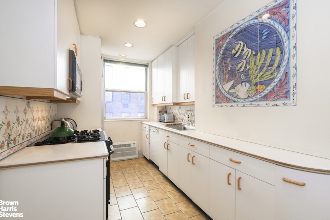 1088 Park Avenue 11E Carnegie Hill New York NY 10128