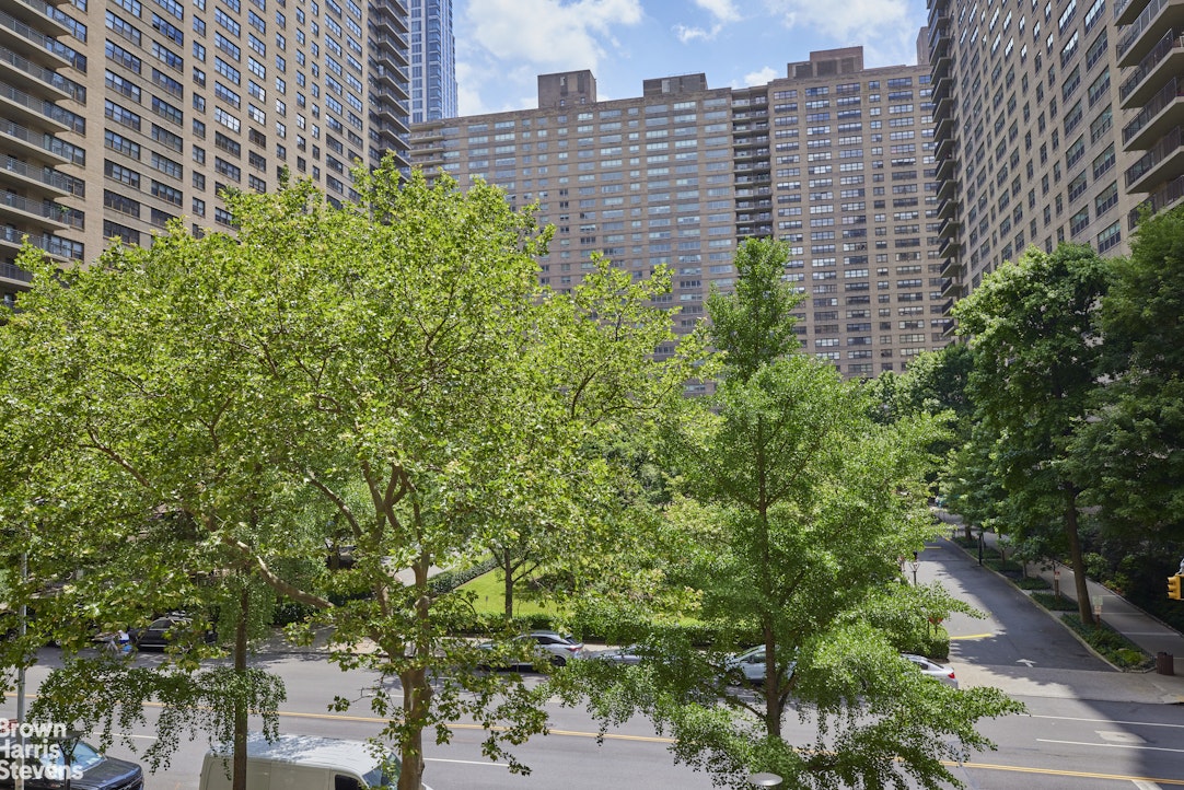 165 West End Avenue 3G Lincoln Square New York NY 10023