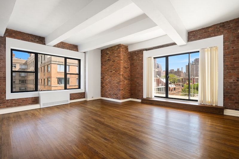 380 West 12th Street 6B, West Village, Downtown, NYC - 2 Bedrooms  
2 Bathrooms  
5 Rooms - 
