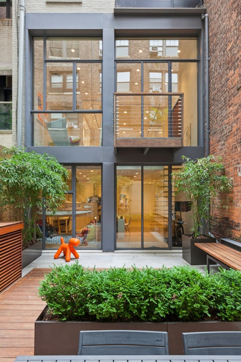 35 West 71st Street, Upper West Side, Upper West Side, NYC - 3 Bedrooms  
3 Bathrooms  
7 Rooms - 
