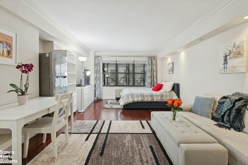 Rental Property at 140 East 56th Street 3G, Midtown East, Midtown East, NYC - Bathrooms: 1 
Rooms: 2  - $3,300 MO.