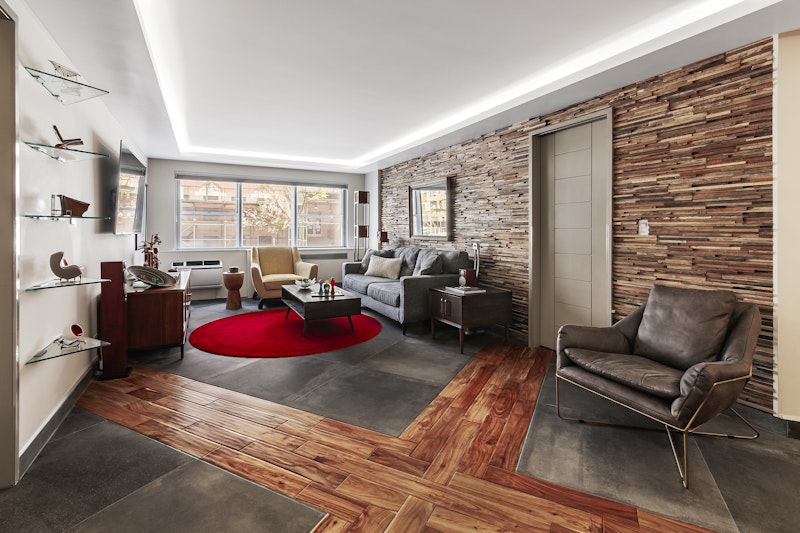 430 West 34th Street, Midtown West, Midtown West, NYC - 2 Bedrooms  
2 Bathrooms  
4 Rooms - 