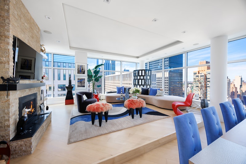 250 East 54th Street Ph4, Midtown East, Midtown East, NYC - 3 Bedrooms  
3 Bathrooms  
9 Rooms - 