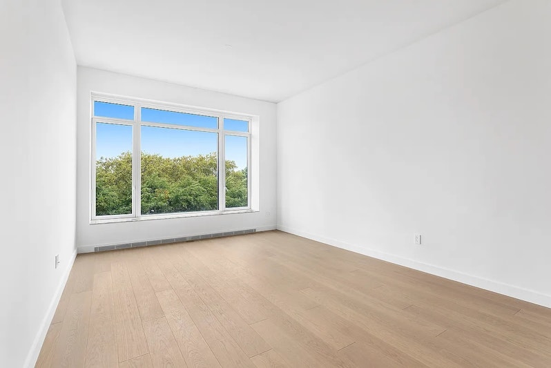 Rental Property at 555 West 22nd Street 5Dw, Chelsea, Downtown, NYC - Bedrooms: 2 
Bathrooms: 2.5 
Rooms: 5  - $27,500 MO.