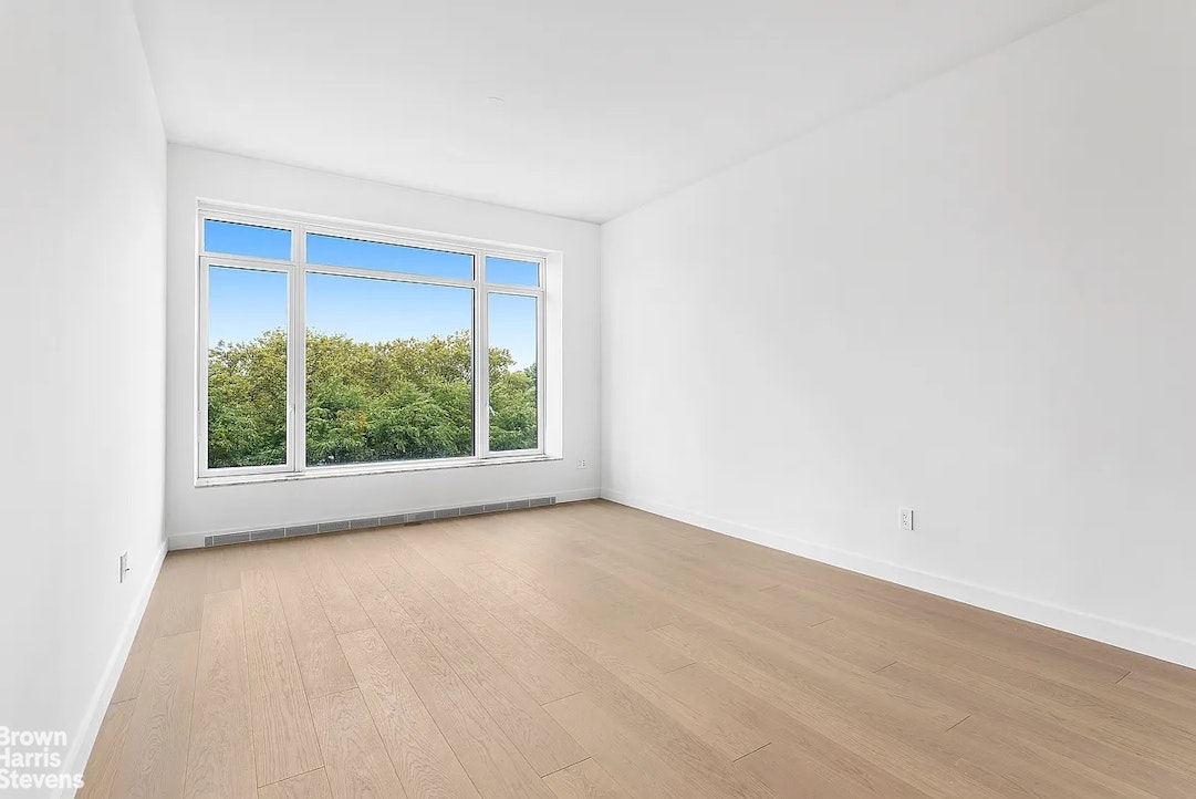 Photo 1 of 555 West 22nd Street 5Dw, Chelsea, NYC, $27,500, Web #: 23524559