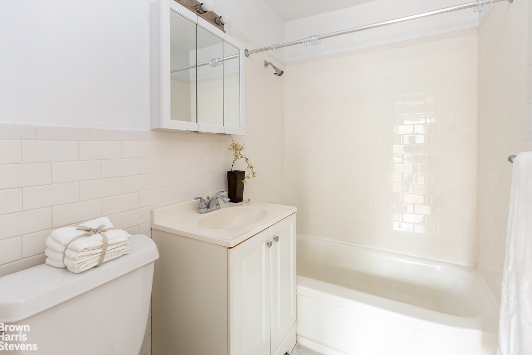 3671 Hudson Manor Terrace Riverdale Bronx NY 10463