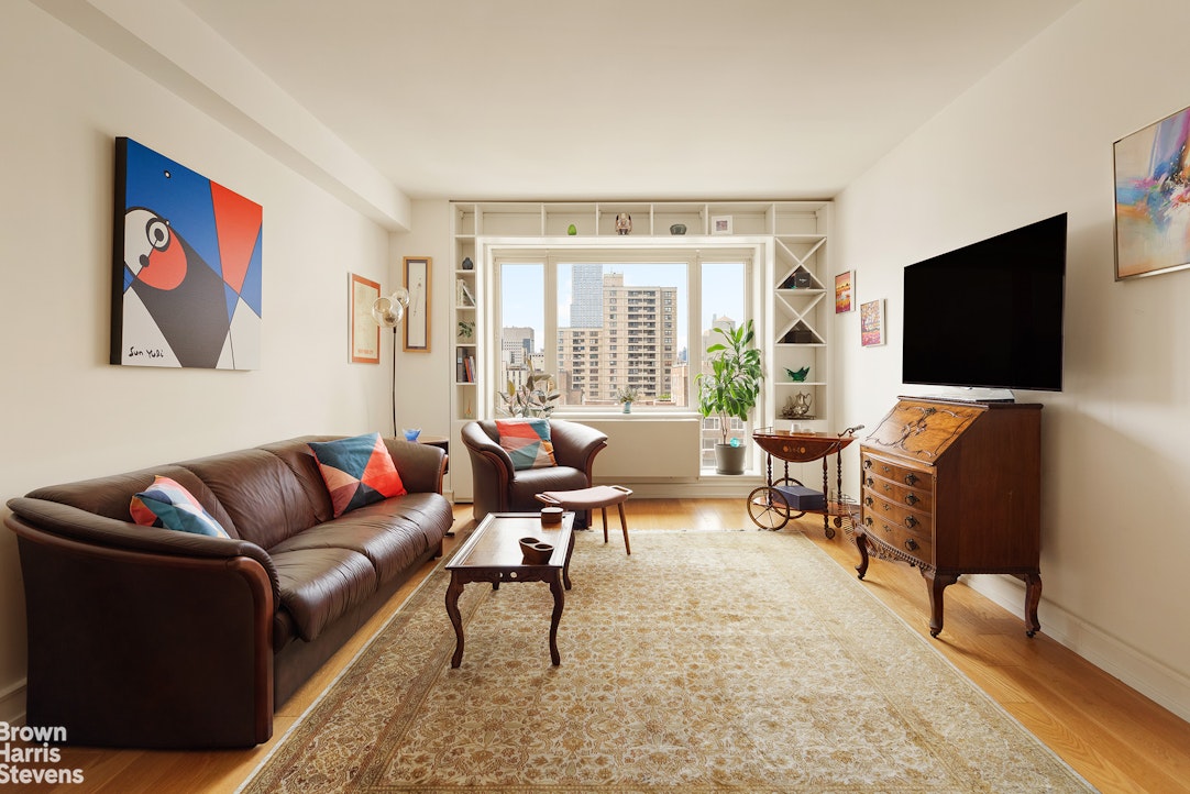 Photo 1 of 1280 Fifth Avenue 12D, Upper East Side, NYC, $8,500, Web #: 23536749