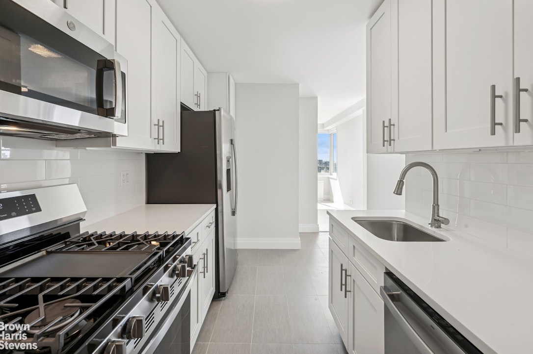 3333 Henry Hudson Parkway West Riverdale Bronx NY 10463