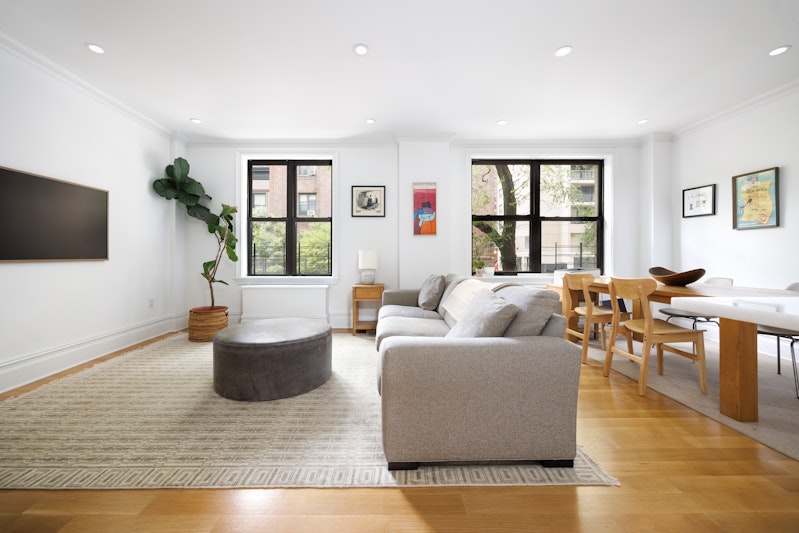 55 West 95th Street 35, Upper West Side, Upper West Side, NYC - 2 Bedrooms  
2 Bathrooms  
5 Rooms - 